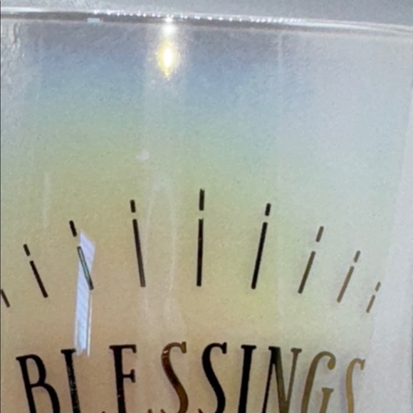 modern expressions Blessings Are Everywhere Candle iridescent jar 17.4 oz NEW - Picture 3 of 7